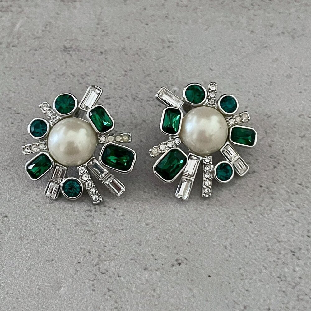Brooks Brothers Deco Green Clear Czech Crystals Faux Pearl Pierced Earrings $88